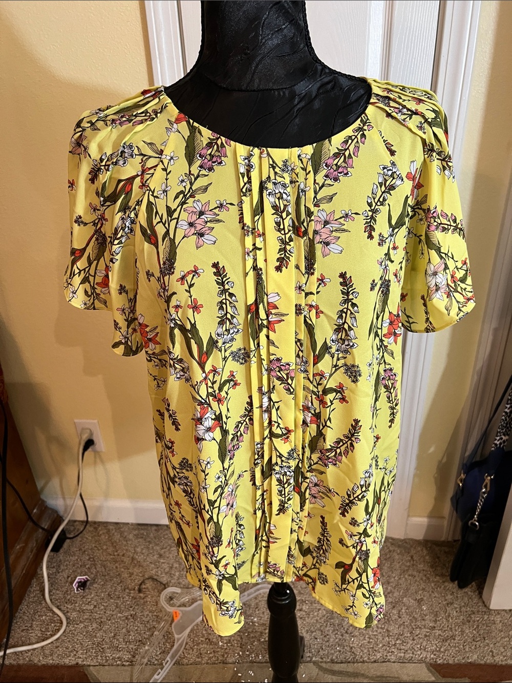 Worthington Yellow Floral Short-Sleeve Blouse